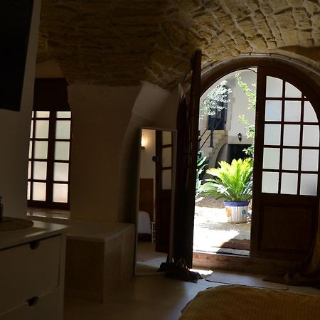 La Cachette Bed & Breakfast Aigues-Vives  Exterior photo