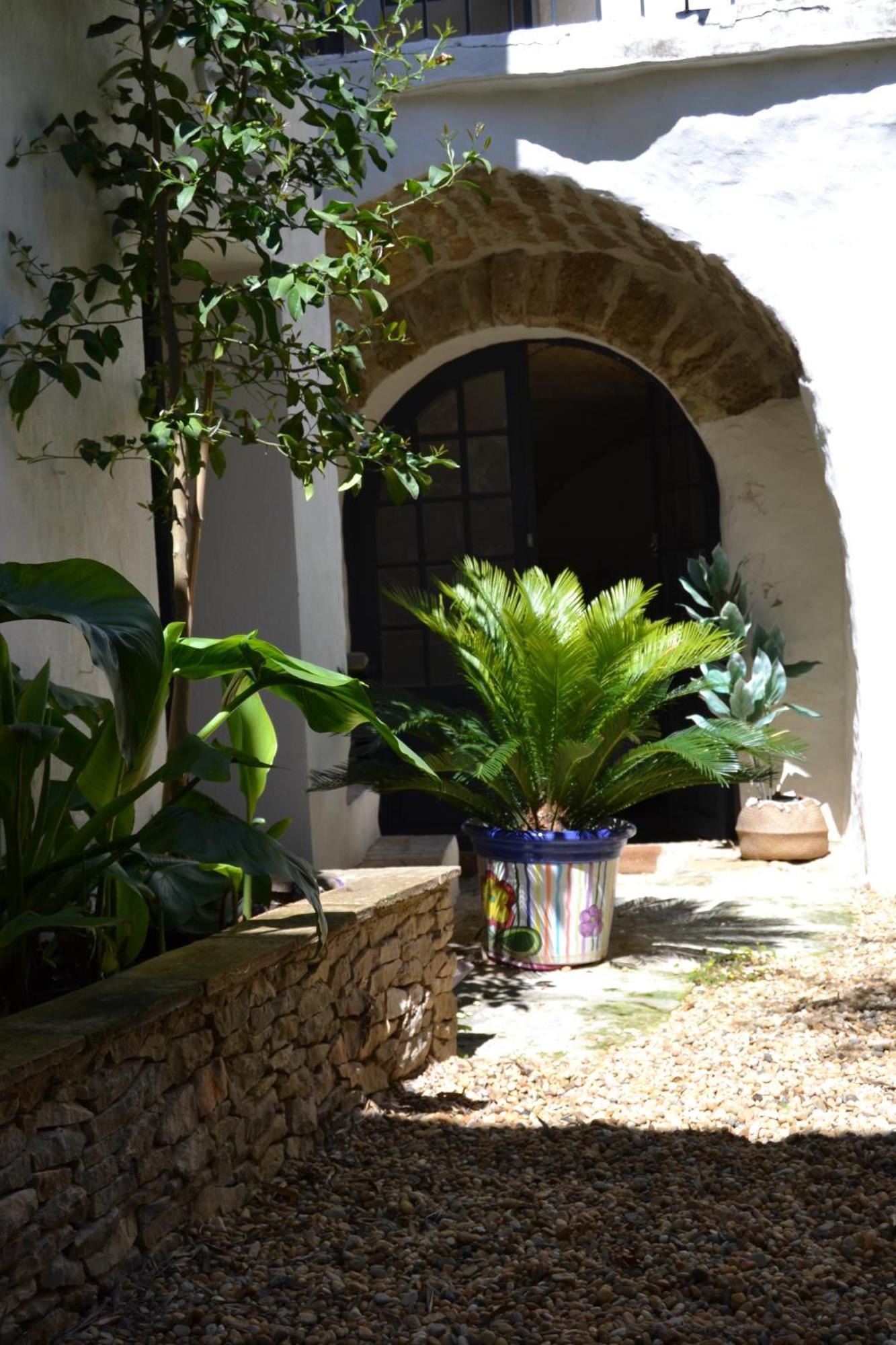 La Cachette Bed & Breakfast Aigues-Vives  Exterior photo
