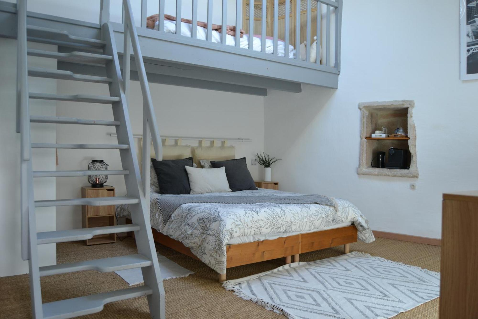 La Cachette Bed & Breakfast Aigues-Vives  Exterior photo